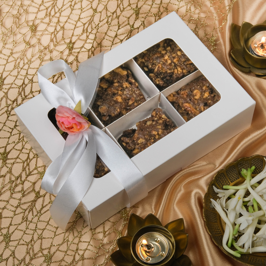 Classic Brownie Box (6 pcs)