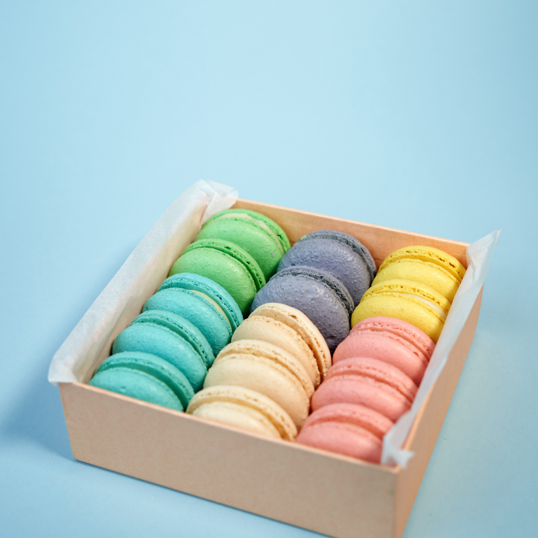 Grandeur Macaron Box